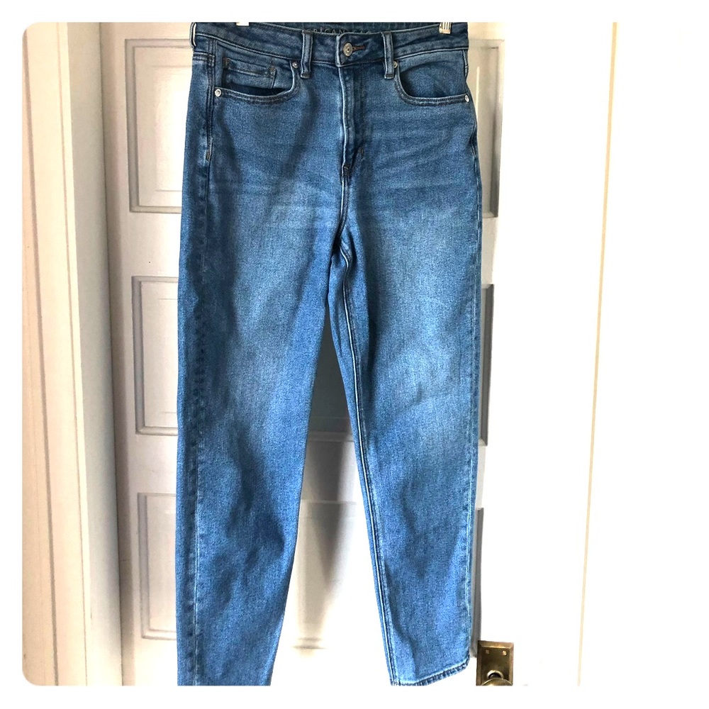 American Eagle Mom Jeans